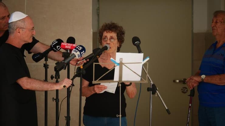 הלווייתו של יהודה אטלס (צילום: ירון שרון) הלווייתו של יהודה אטלס