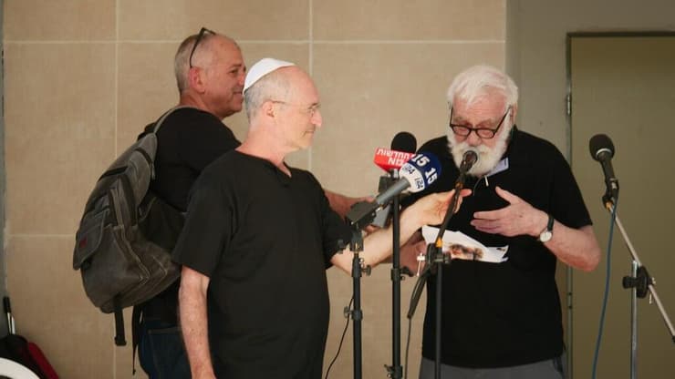 הלווייתו של יהודה אטלס (צילום: ירון שרון) הלווייתו של יהודה אטלס
