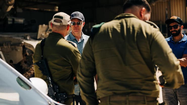 מזוהה עם קולנוע פוליטי שמרני. ג'סטין פולק, מתוך Paging Hezbollah (צילום: יחסי ציבור) ג'סטין פולק, מתוך Paging Hezbollah