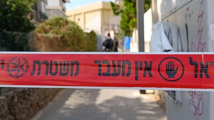 צילום: ליאור שרון נער נפצע מפיצוץ מטען בביתו בחולון