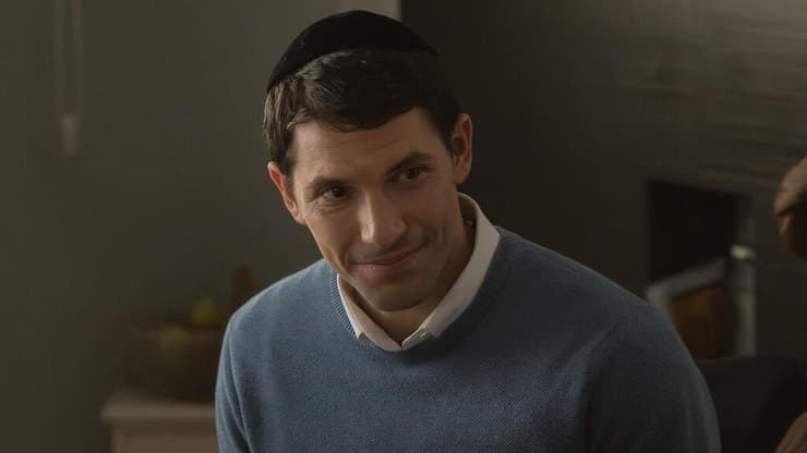 צדיק, תיזהר מסנטה קלאוס. מתוך "בחורים טובים 3" (צילום: באדיבות סרטי יונייטד קינג) מתוך "בחורים טובים 3"