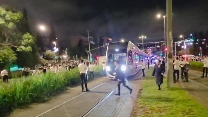 צילום: שימוש לפי סעיף 27א' בחוק זכויות יוצרים הפרות סדר של חרדים בירושלים