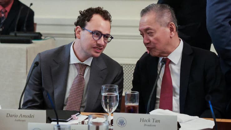 מנכ"ל ברודקום הוק טאן, מנכ"ל אנת'רופיק דריו אמודיי. (רויטרס) מנכ"ל ברודקום הוק טאן, מנכ"ל אנת'רופיק דריו אמודיי.