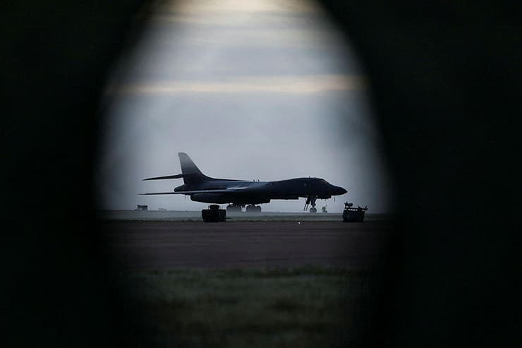 בסיס חיל האוויר בבריטניה (צילום: REUTERS/Toby Shepheard) בסיס חיל האוויר בבריטניה