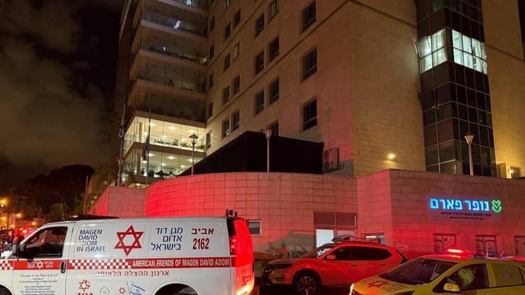הזירה בבני ברק (צילום: תיעוד מבצעי מד"א) זירת השריפה בבית האבות בבני ברק
