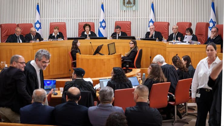 השופטים במשפט של חה"כ עסיף ואבו שחאדה (צילום: שלו שלום) השופטים במשפט של חה"כ עסיף ואבו שחאדה