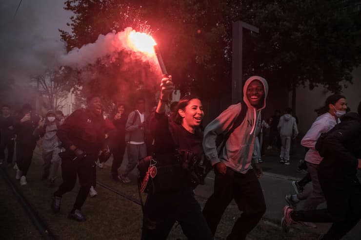 צילום: Ed JONES / AFP מהומות מחאה הפגנה של תלמידים ב צרפת טולוז