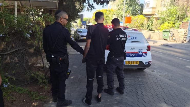 תאונת דרכים קטלנית בה מתה הולכת רגל ונעצר חשוד נהג משאית בן 20