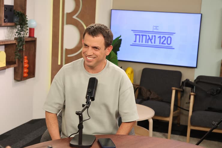 "הייתי קרוב מאוד לראש הממשלה ואני יודע איך הוא חושב". שאול מרידור (צילום: יריב כץ) שאול מרידור ריאיון פודקאסט 120 ואחת עם מורן אזולאי