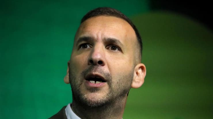 "ההיסטוריה היהודית לפעמים מבלבלת". זאק פולנסקי (צילום: Alishia Abodunde/Getty Images) בריטניה ברייטון ועידת מפלגת הירוקים יו"ר המפלגה זאק פולנסקי