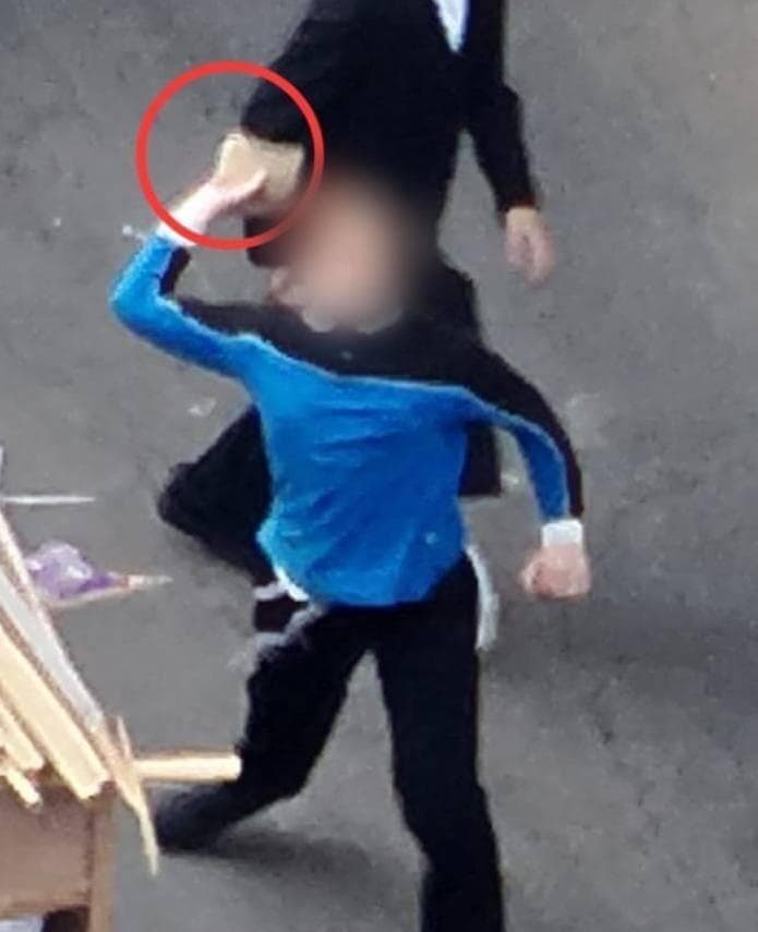 תושבים בשכונת הקיצוניים מאה שערים מדווחים על מהומות ורימוני הלם
