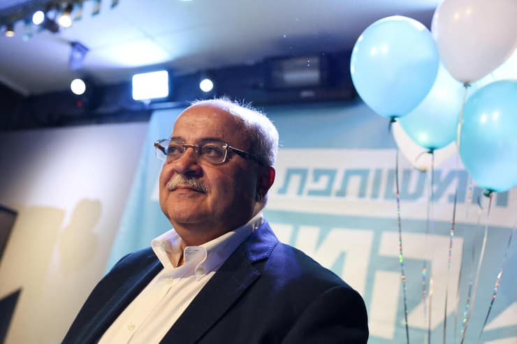 איך לא תאפשר? ח"כ אחמד טיבי (צילום: REUTERS/Ammar Awad) אחמד טיבי