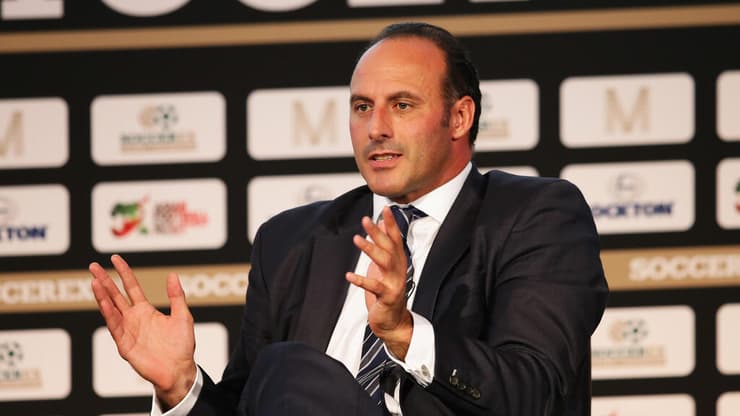 רמון וגה (צילום: Daniel Smith/Getty Images for Soccerex) רמון וגה