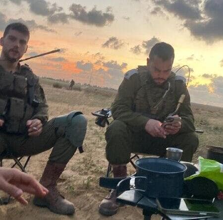 ירון שי (משמאל) ועידו שני, זכרם לברכה