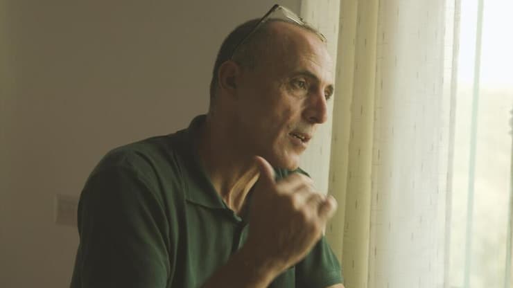 דבקות בתקווה ובבית. עיסא (צילום: עידן גליקזליג) דבקות בתקווה ובבית. עיסא