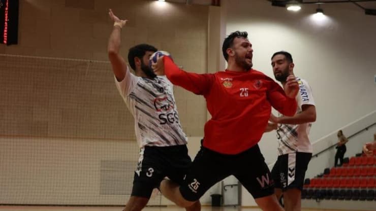 ניצחון מפתיע ומרשים להפועל אשדוד (צילום: משה כהן) הפועל אשדוד כדוריד