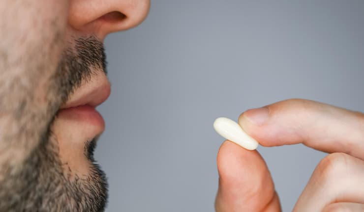 ההימור על הכדור. אילוסטרציה (צילום: shutterstock) תוספי תזונה