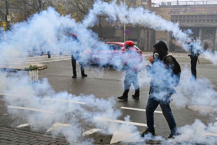 המהומות בבלגיה (צילום: NICOLAS TUCAT / AFP) מחאות בבלגיה