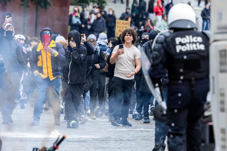 צילום: AP Photo/Geert Vanden Wijngaert מחאות בבלגיה