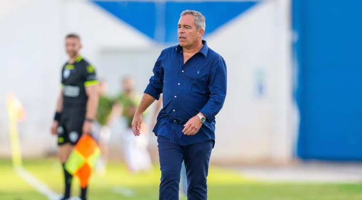 ירון הוכנבוים (רועי כפיר) ירון הוכנבוים