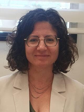 ד"ר דנה קנטרל