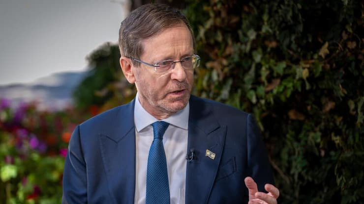 הנשיא יצחק הרצוג בראיון לוועידת האנשים של המדינה (שלו שלום) נשיא המדינה יצחק הרצוג בראיון במלאת 3 שנים ל- 7.10