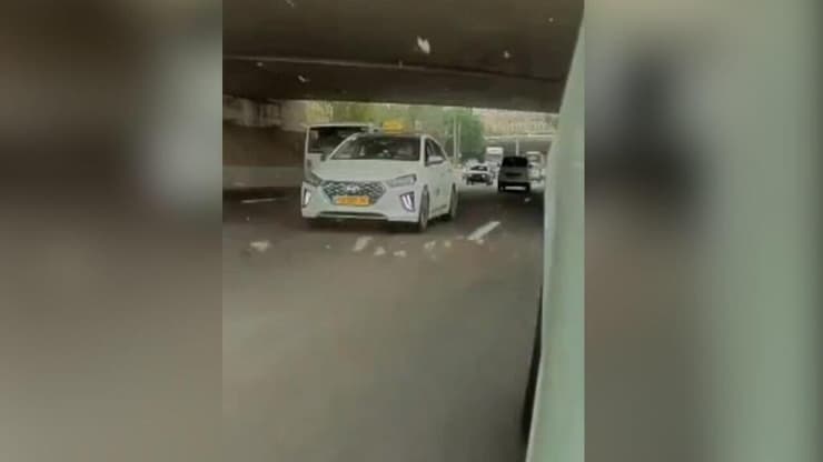 אלמוני השליך אבנים מגשר בנתיבי איילון