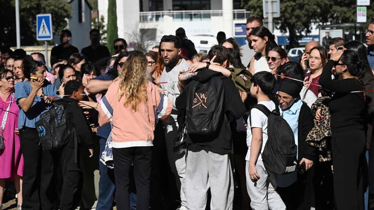 צילום: Miguel MEDINA / AFP זירת ה ירי ב בית הספר בעיר אובאן ב צרפת