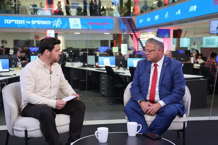 "עושה מה שלא עשו בנגב 40 שנה. במגזר הערבי יש היום 20 רציחות פחות משנה שעברה". בן גביר בוועידה, הבוקר (צילום: יריב כץ) ועידת "האנשים של המדינה"