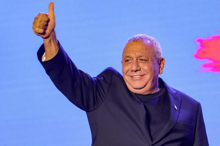 איזנקוט. "מתחת לרדאר יש שיח עם החרדים" (צילום: Jack GUEZ / AFP) גדי איזנקוט