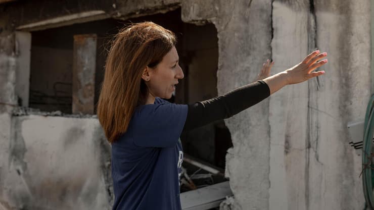 דניאל אברהם בסיור בעוטף עזה. במקום לתכנן את השנים הבאות, היה צריך קודם כל לעזור לחקלאים להניע מחדש את המשקים (צילום: Chen G Schimmel) דניאל אברהם בסיור בעוטף עזה