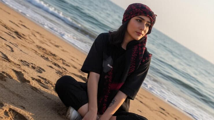 נג'מה אמיני. "אל תשכחו את הקול שלי" נג'מה אמיני שנידונה למוות ב איראן בגלל פוסט שהעליב אימאמים שיעים