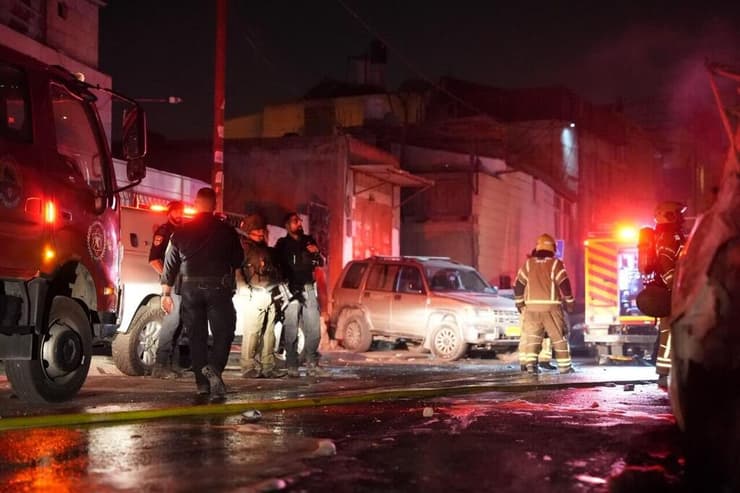 צילום: דוברות המשטרה הפרת סדר בשכונת אבו תור, בהמשך לארוע חשד לרצח ועל רקע סכסוך מתמשך בין משפחות.