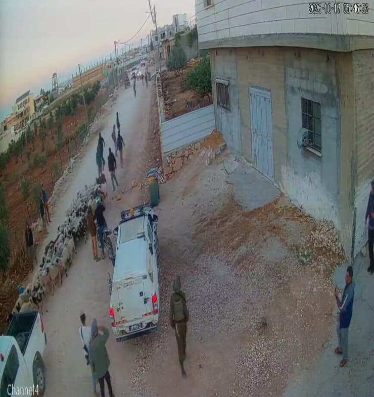 תיעוד: מתנחלים גנבו עדרי צאן מכפר חירבת מעין, הסמוך למסאפר יטא תחת הגנת כוחות צה"ל