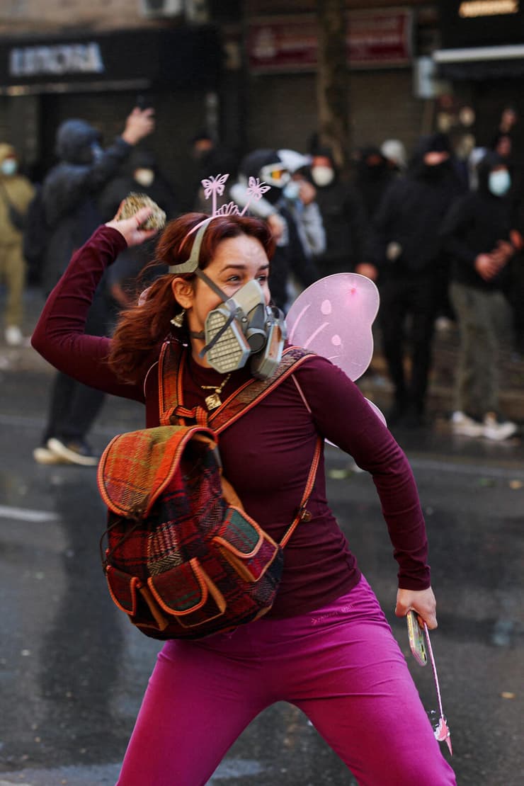 צילום: REUTERS/Louisa Gouliamaki אלבניה מהומות הפגנות נגד ראש הממשלה טיראנה