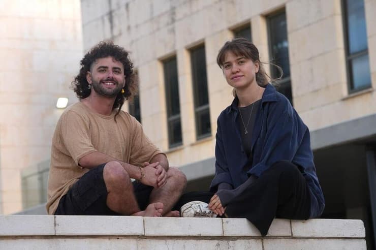 רוני ודביר באוניברסיטה החדשה ( צילום: אפי שריר) רוני ודביר באוניברסיטה החדשה