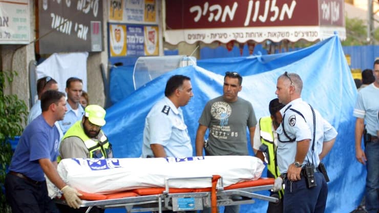 צילום: מאיר פרטוש זירה זירת רצח חיים שאבי ו תומר שבת ב הוד השרון 2003