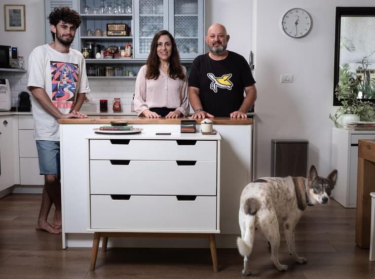 משפחת קפלן - על הספה