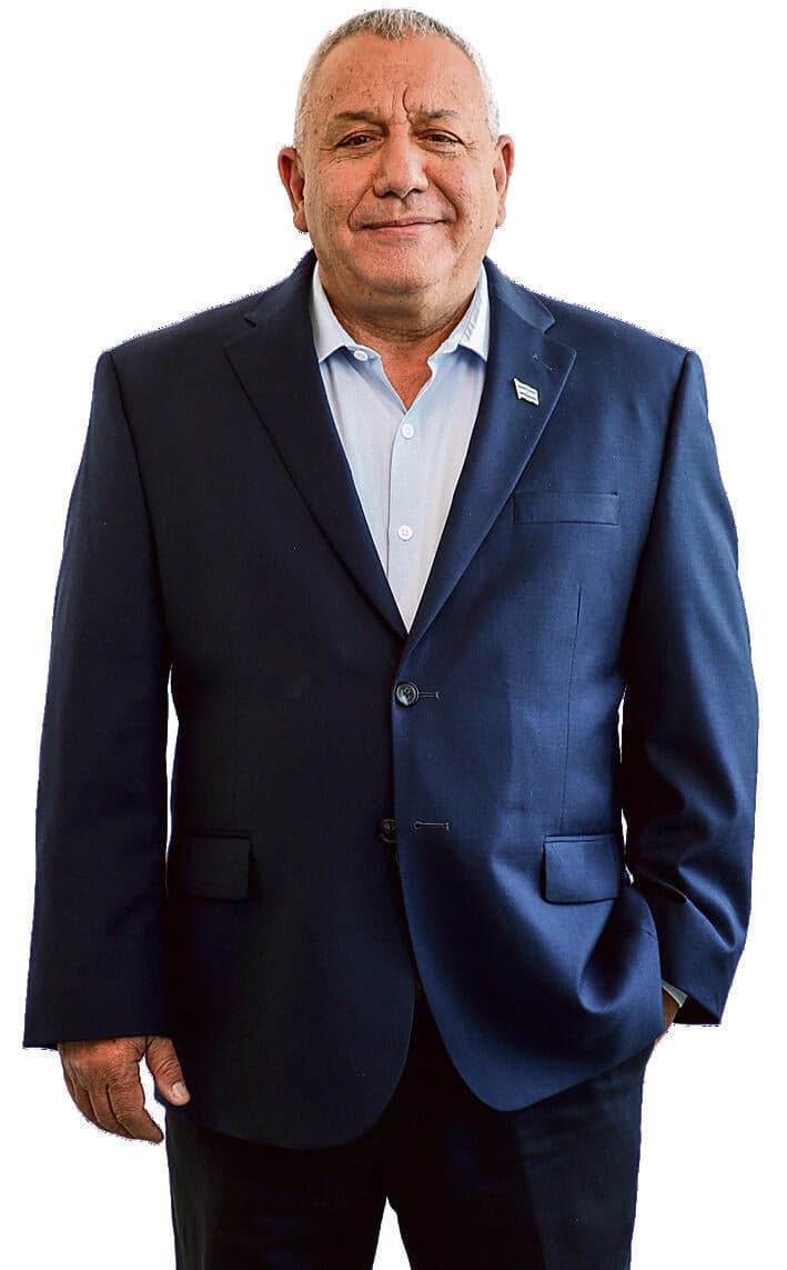 איזנקוט. דווקא יריביו העלו את המרוקאיות שלו (ריאן פרויס) איזנקוט. דווקא יריביו העלו את המרוקאיות שלו