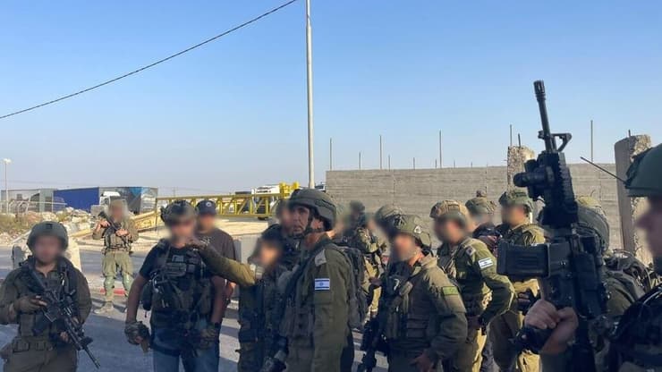 צילום: דובר צה"ל כוחות צה"ל בזירת הפיגוע