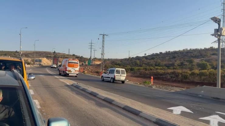 צילום: הצלה ללא גבולות פיגוע ירי בכביש 35 צומת הזכוכית