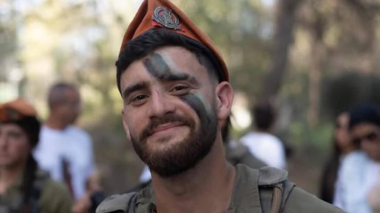 "עכשיו כל המדינה יודעת שהוא גיבור". רון (צילום: מתוך אתר צה"ל) סמ״ר רון יונתן רויטמן ז"ל נהרג בפיגוע בכביש 35, צומת עיקופים