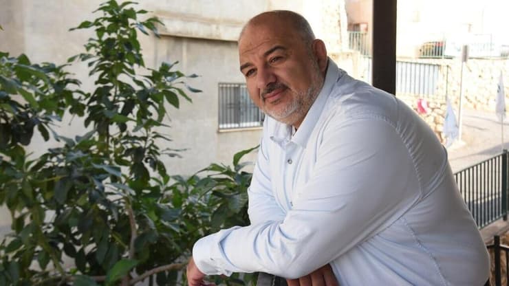 עבאס: "יש עם מי לדבר. בואו נעשה יחד" (צילום: אביהו שפירא) מנסור עבאס