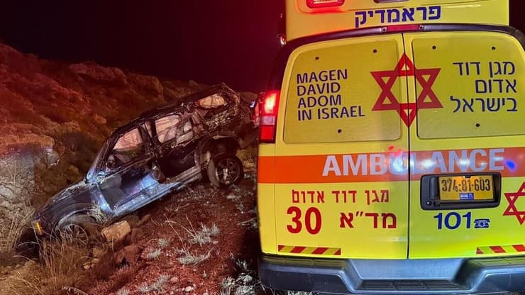תאונת דרכים בין משאית לרכב פרטי בכביש 465 בסמוך לעאבוד