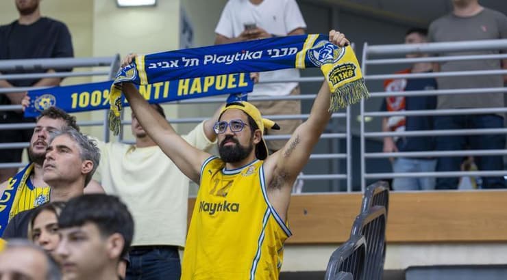 אוהדי מכבי תל אביב (רועי כפיר) אוהדי מכבי תל אביב