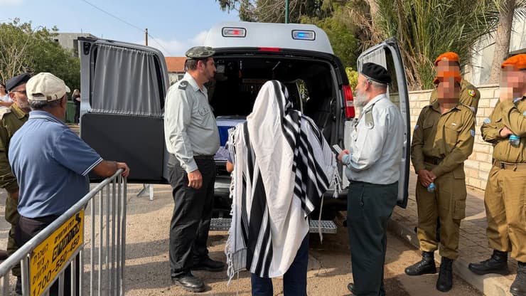 צילום: רועי רובינשטיין החל מסע הלוויה של יובל שי סוילם ז"ל