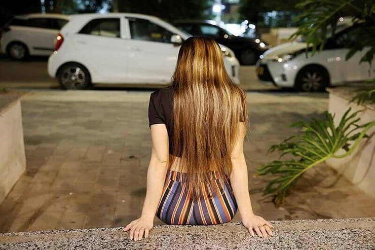 "אמרתי לשוטר: 'לא צריך אלימות, בבקשה אל תרביצו לי, אני פוסט-טראומטית" (צילום: שאול גולן ) שורדת זנות הותקפה על ידי שוטרת