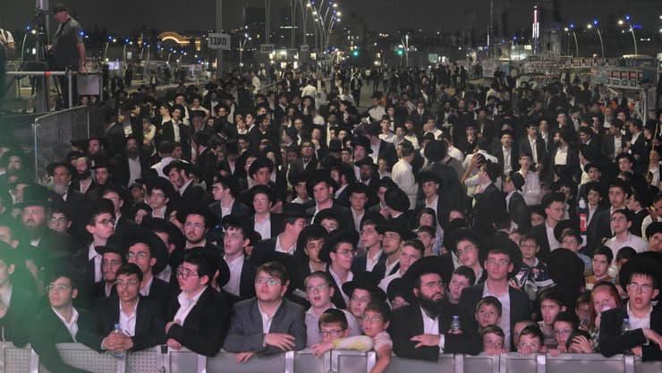 עצרת חרדים בבני ברק בהשתתפות הרב לנדו ומשה גפני