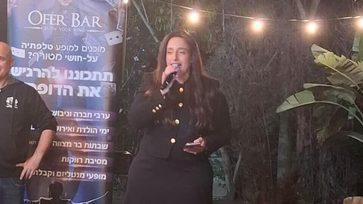 אורלי שמואל-דהן. "כשאחד מההורים מגויס, כל המשפחה מגויסת יחד איתו" אורלי שמואל-דהן. "כשאחד מההורים מגויס, כל המשפחה מגויסת יחד איתו"