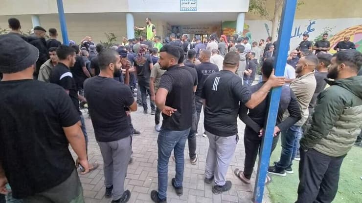 תור לקלפי בשגב שלום (צילום: הרצל יוסף) יישוב בדואי שגב שלום